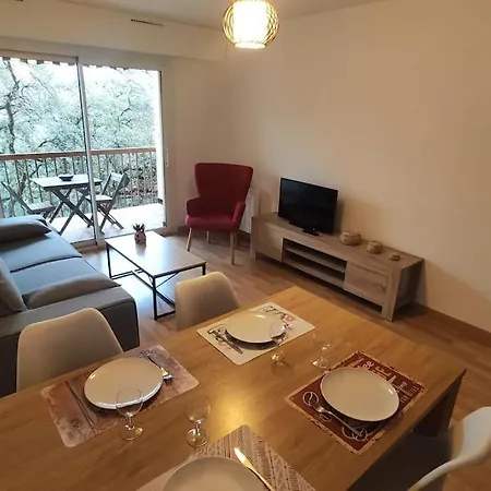 Апартаменты 2 Pers Au Calme A Boulouris Сен-Рафаэль