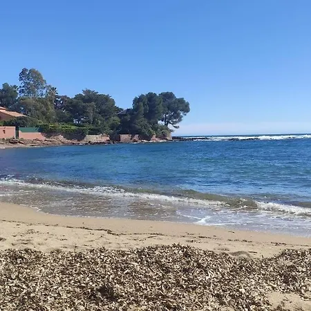 4 Pers Au Calme à Boulouris