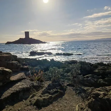 Appartamento 4 Pers Au Calme à Boulouris Saint-Raphaël