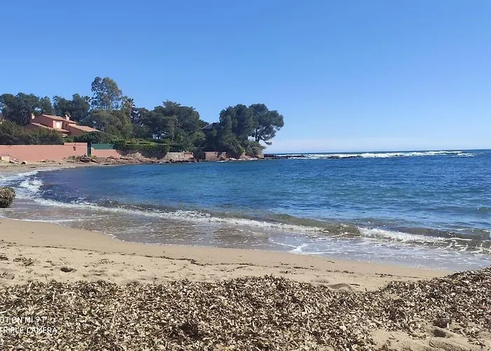 4 Pers Au Calme à Boulouris